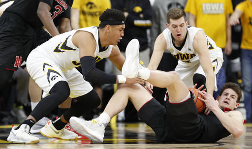 Bohannon's 15, Cook's 13 help Iowa top Nebraska 81-70